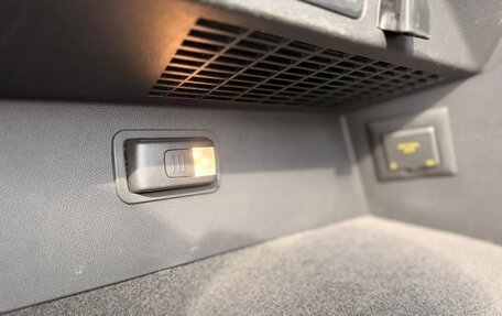 Volkswagen Tiguan II, 2019 год, 2 750 000 рублей, 13 фотография