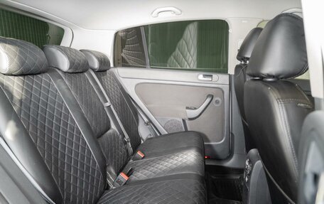 Volkswagen Golf Plus II, 2011 год, 700 000 рублей, 11 фотография