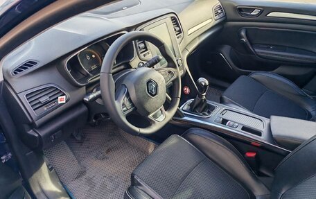 Renault Megane IV, 2017 год, 1 300 000 рублей, 6 фотография