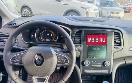 Renault Megane IV, 2017 год, 1 300 000 рублей, 8 фотография
