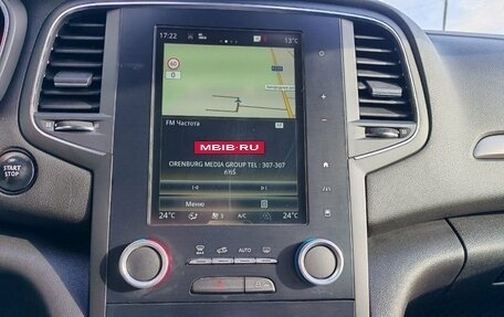 Renault Megane IV, 2017 год, 1 300 000 рублей, 11 фотография