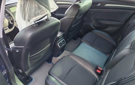 Renault Megane IV, 2017 год, 1 300 000 рублей, 12 фотография