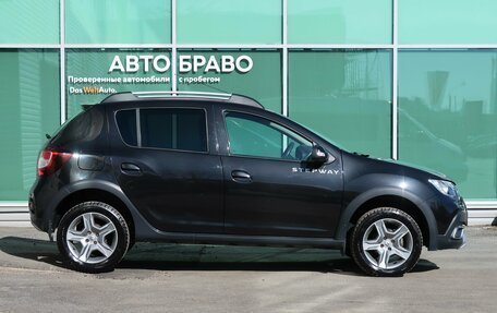 Renault Sandero II рестайлинг, 2020 год, 1 299 000 рублей, 6 фотография