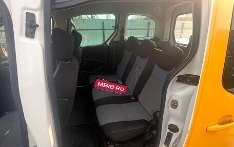 Peugeot Partner II рестайлинг 2, 2016 год, 950 000 рублей, 12 фотография