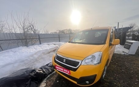 Peugeot Partner II рестайлинг 2, 2016 год, 950 000 рублей, 7 фотография