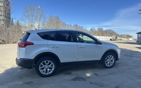 Toyota RAV4, 2013 год, 1 850 000 рублей, 8 фотография