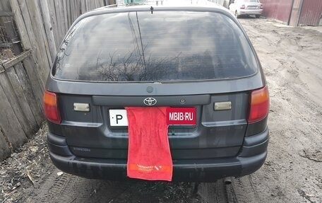Toyota Caldina, 2001 год, 150 000 рублей, 2 фотография