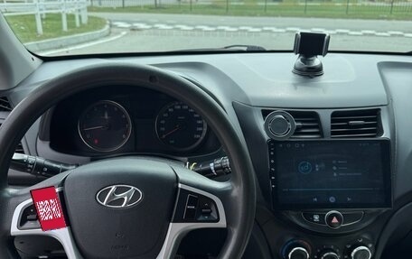 Hyundai Solaris II рестайлинг, 2015 год, 890 000 рублей, 8 фотография