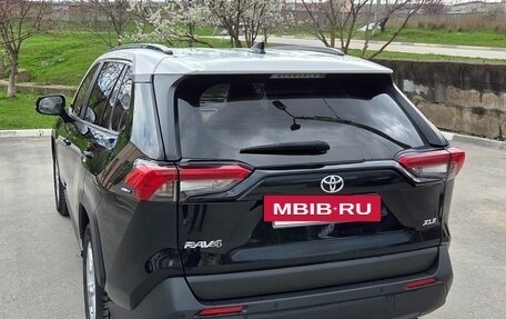 Toyota RAV4, 2019 год, 3 500 000 рублей, 5 фотография