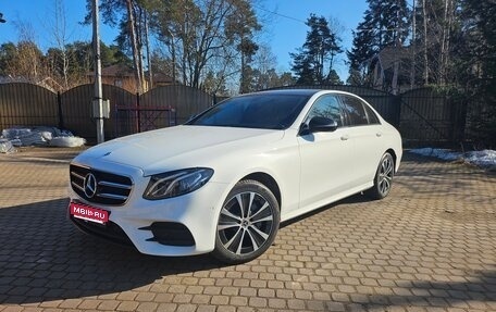 Mercedes-Benz E-Класс, 2016 год, 2 790 000 рублей, 1 фотография