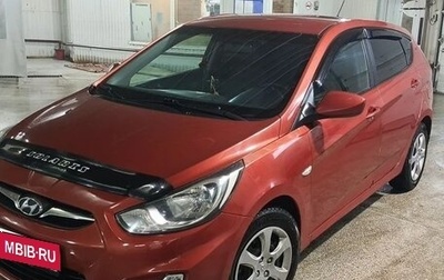 Hyundai Solaris II рестайлинг, 2012 год, 650 000 рублей, 1 фотография