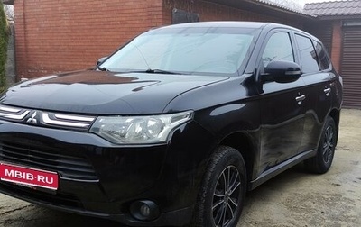 Mitsubishi Outlander III рестайлинг 3, 2012 год, 920 000 рублей, 1 фотография