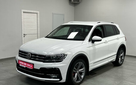 Volkswagen Tiguan II, 2018 год, 2 990 000 рублей, 1 фотография