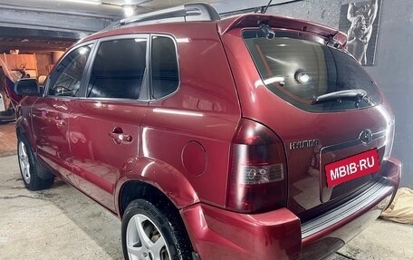 Hyundai Tucson III, 2006 год, 840 000 рублей, 10 фотография
