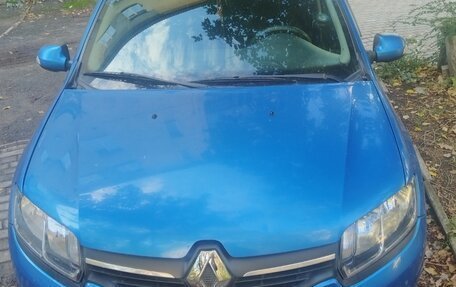 Renault Logan II, 2014 год, 750 000 рублей, 2 фотография