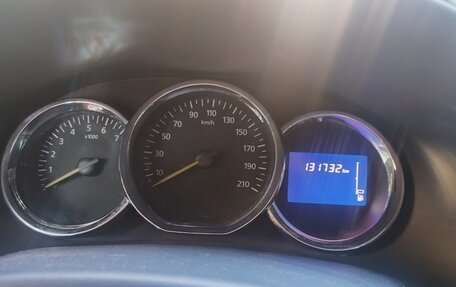 Renault Logan II, 2014 год, 750 000 рублей, 6 фотография