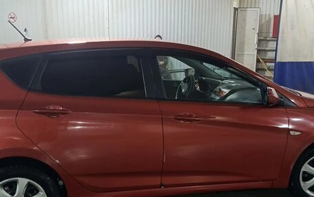 Hyundai Solaris II рестайлинг, 2012 год, 650 000 рублей, 4 фотография