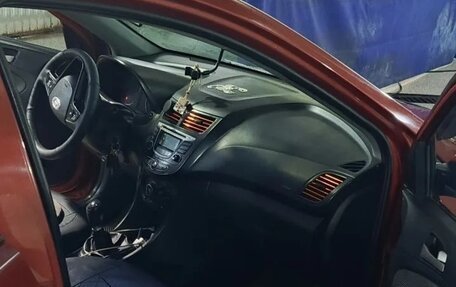 Hyundai Solaris II рестайлинг, 2012 год, 650 000 рублей, 6 фотография