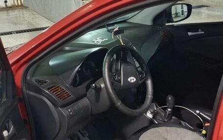 Hyundai Solaris II рестайлинг, 2012 год, 650 000 рублей, 11 фотография