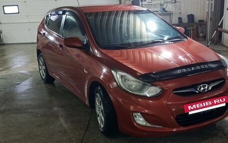 Hyundai Solaris II рестайлинг, 2012 год, 650 000 рублей, 9 фотография