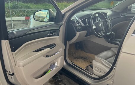 Cadillac SRX II рестайлинг, 2011 год, 1 200 000 рублей, 8 фотография