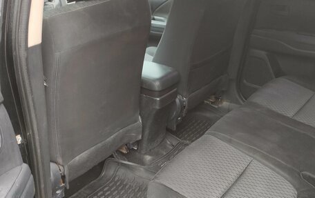 Mitsubishi Outlander III рестайлинг 3, 2012 год, 920 000 рублей, 8 фотография