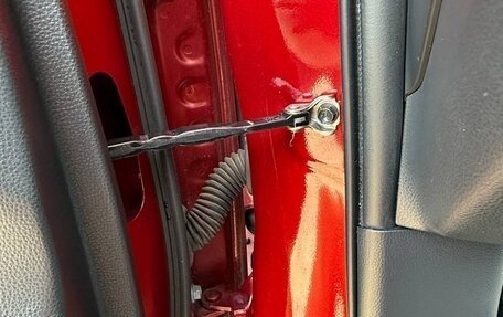 Toyota RAV4, 2019 год, 3 200 000 рублей, 14 фотография