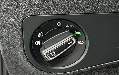 Volkswagen Tiguan II, 2018 год, 2 990 000 рублей, 9 фотография