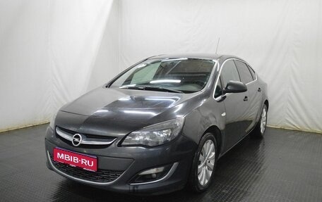 Opel Astra J, 2014 год, 605 000 рублей, 1 фотография