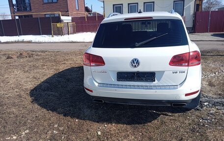 Volkswagen Touareg III, 2011 год, 1 800 000 рублей, 4 фотография