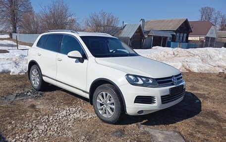 Volkswagen Touareg III, 2011 год, 1 800 000 рублей, 9 фотография