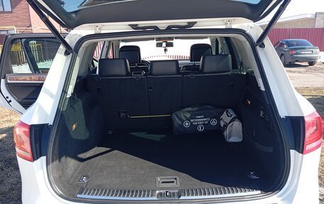 Volkswagen Touareg III, 2011 год, 1 800 000 рублей, 14 фотография