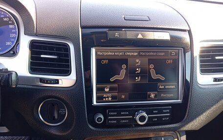 Volkswagen Touareg III, 2011 год, 1 800 000 рублей, 26 фотография