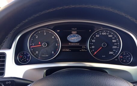 Volkswagen Touareg III, 2011 год, 1 800 000 рублей, 24 фотография