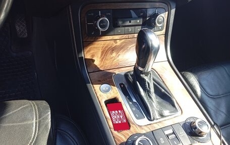 Volkswagen Touareg III, 2011 год, 1 800 000 рублей, 27 фотография