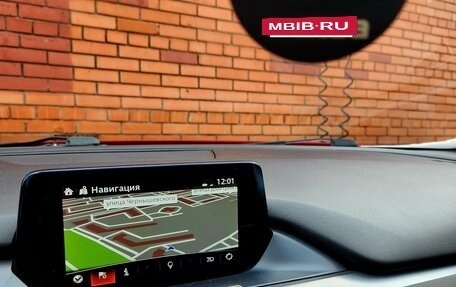 Mazda 6, 2017 год, 2 300 000 рублей, 12 фотография