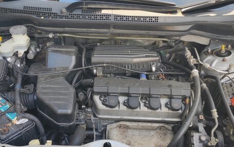 Honda Stream I рестайлинг, 2002 год, 580 000 рублей, 18 фотография