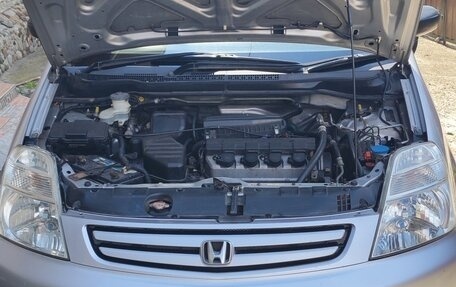 Honda Stream I рестайлинг, 2002 год, 580 000 рублей, 21 фотография