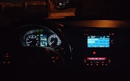 Mitsubishi Outlander III рестайлинг 3, 2014 год, 1 330 000 рублей, 16 фотография