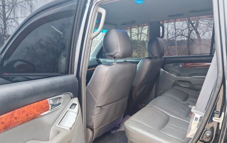 Toyota Land Cruiser Prado 120 рестайлинг, 2003 год, 1 800 000 рублей, 11 фотография