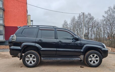 Toyota Land Cruiser Prado 120 рестайлинг, 2003 год, 1 800 000 рублей, 6 фотография