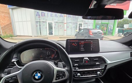 BMW 5 серия, 2021 год, 4 850 000 рублей, 11 фотография