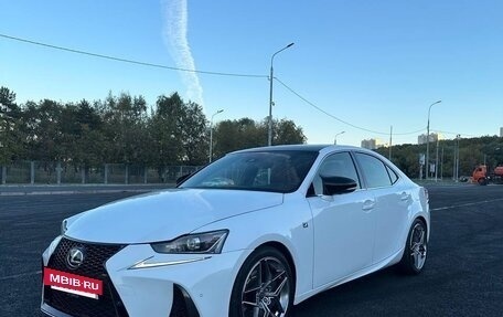 Lexus IS III, 2018 год, 2 799 000 рублей, 4 фотография