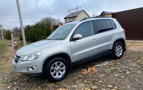 Volkswagen Tiguan I, 2011 год, 800 000 рублей, 2 фотография
