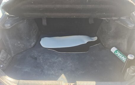 Mitsubishi Carisma I, 2002 год, 330 000 рублей, 12 фотография