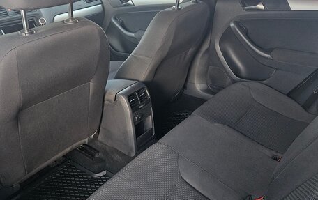 Volkswagen Jetta VI, 2011 год, 1 150 000 рублей, 6 фотография