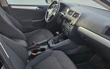 Volkswagen Jetta VI, 2011 год, 1 150 000 рублей, 7 фотография