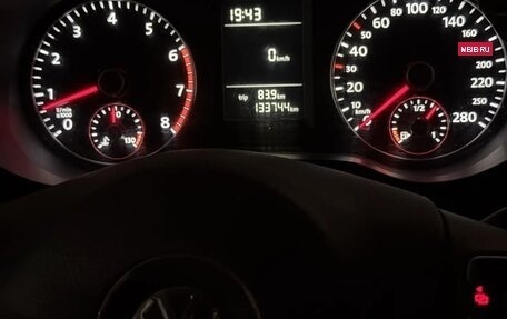 Volkswagen Jetta VI, 2011 год, 1 150 000 рублей, 14 фотография