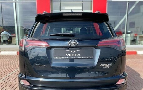 Toyota RAV4, 2017 год, 2 390 000 рублей, 5 фотография