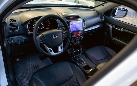 KIA Sorento II рестайлинг, 2013 год, 1 795 000 рублей, 13 фотография